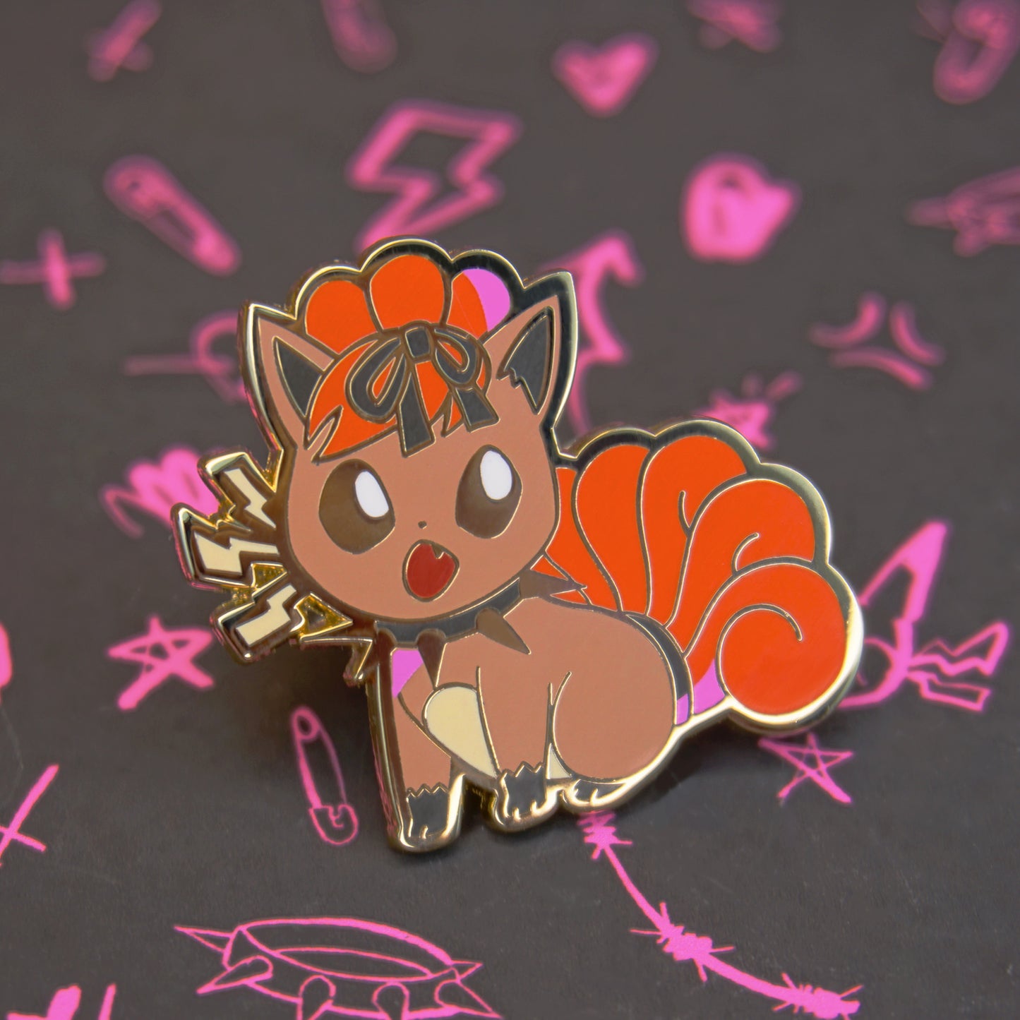 VULPINCH ENAMEL PIN