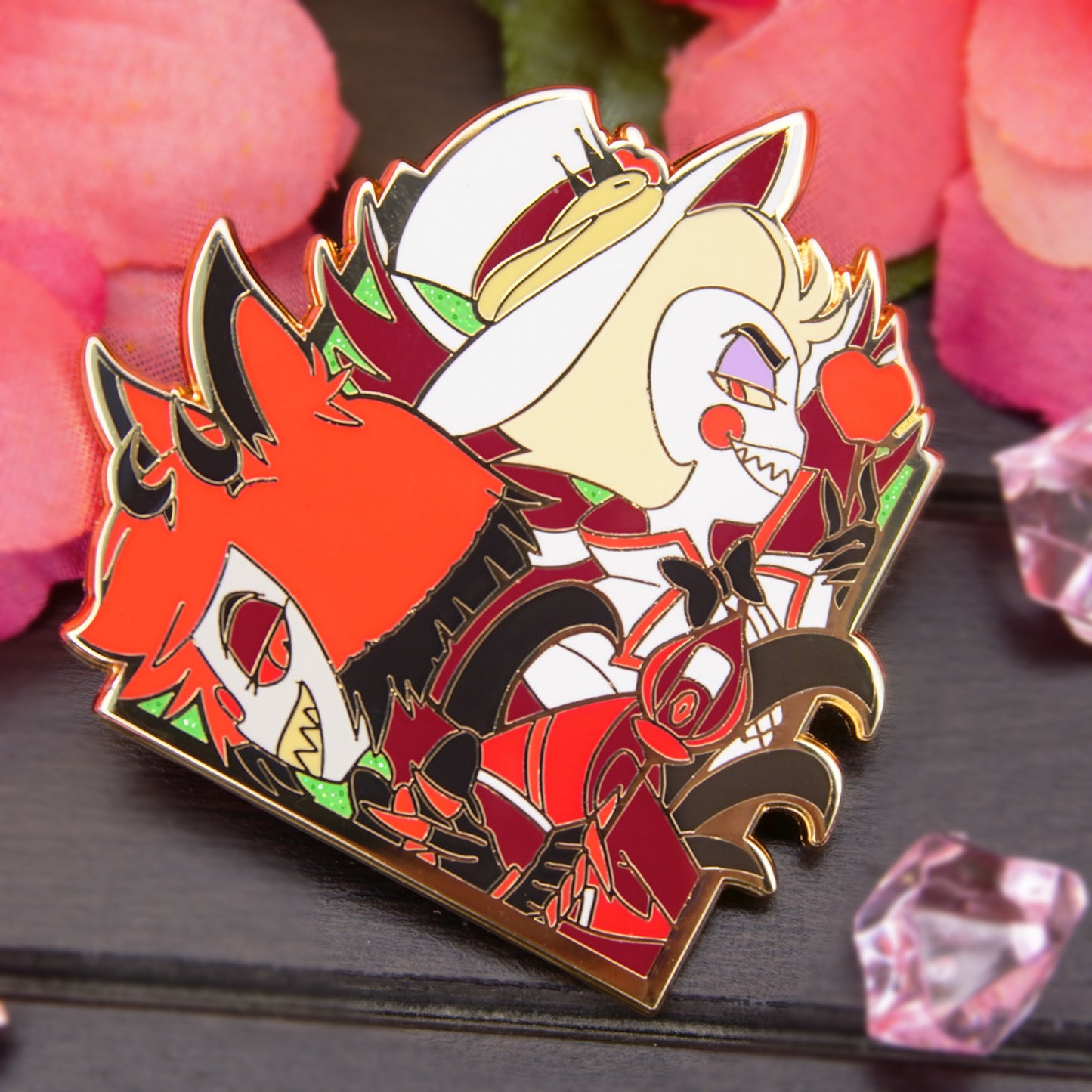 RADIOAPPLE COUPLE DIAMOND ENAMEL PIN
