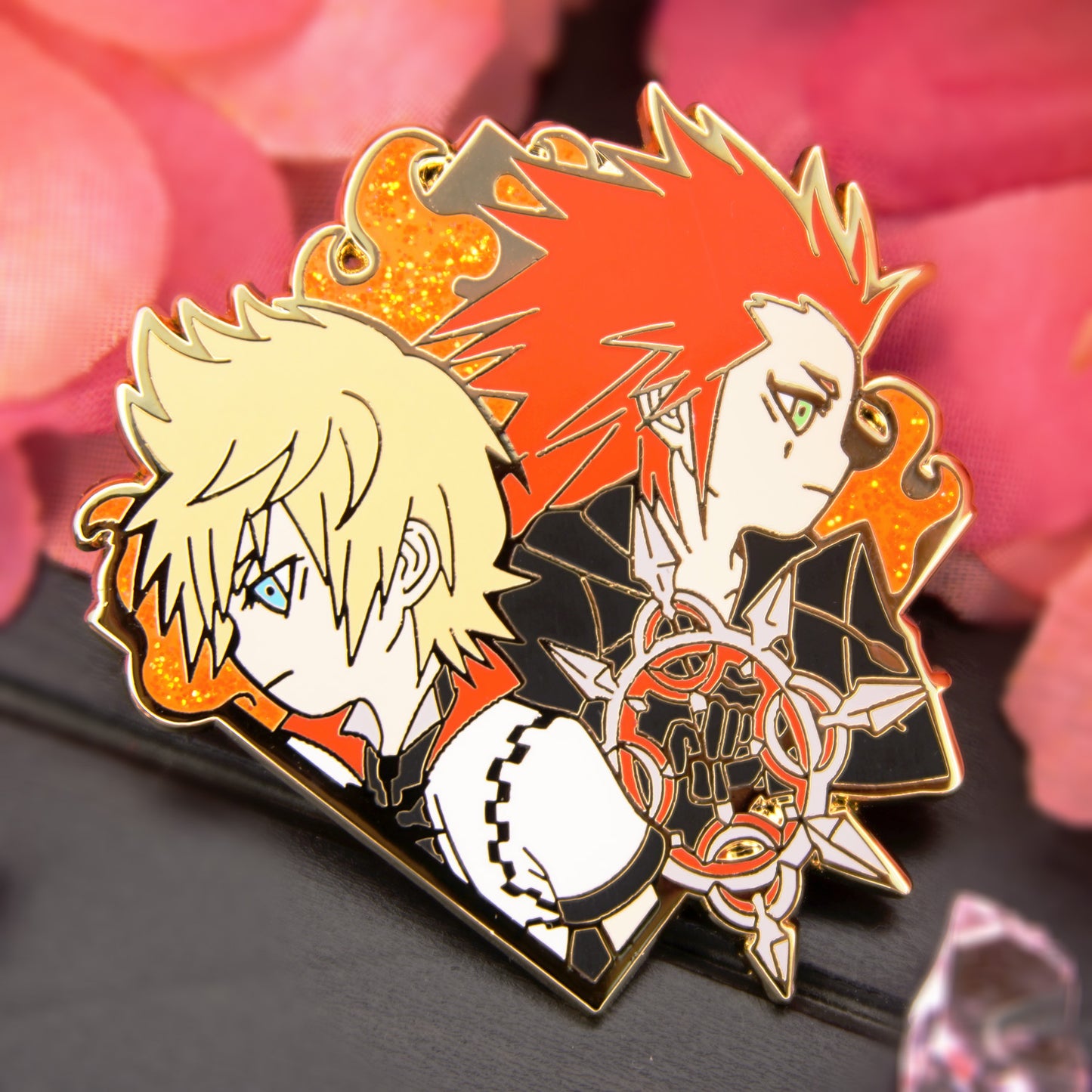 NOBODIES COUPLE DIAMOND ENAMEL PIN