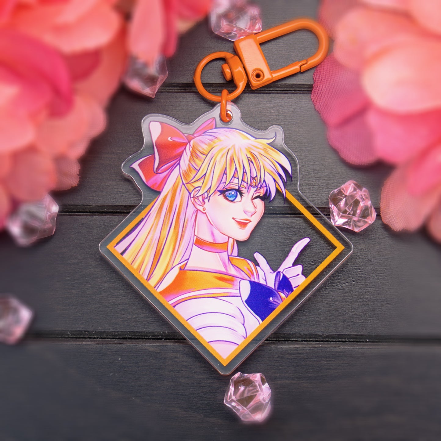 VENUS ACRYLIC CHARM