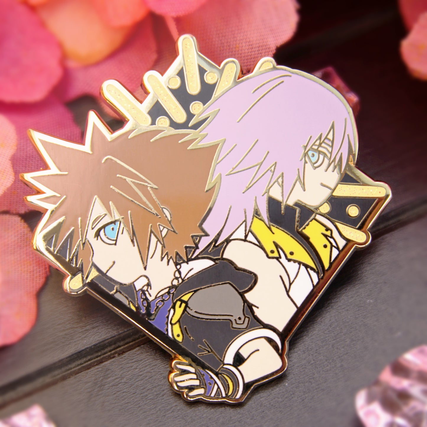 FINAL BATTLE COUPLE DIAMOND ENAMEL PIN