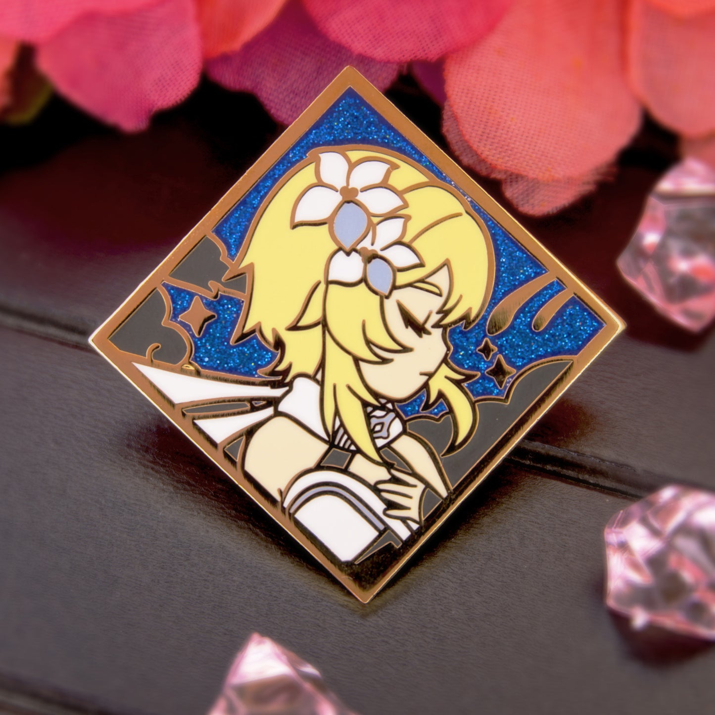 LUMINE DIAMOND ENAMEL PIN